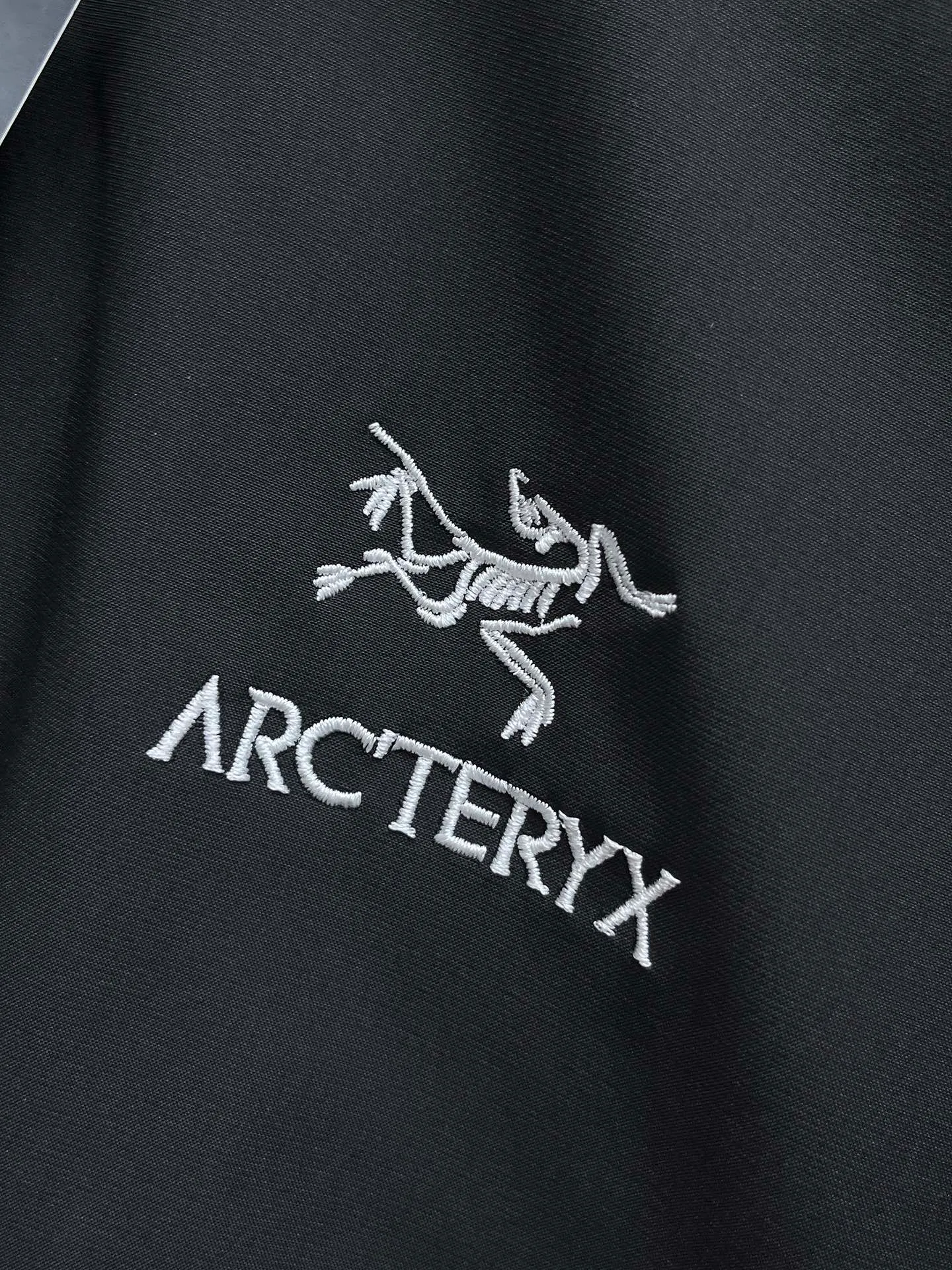 Same Style， ， ！2026 New Arrival ，Original Premium ！ Breathable ， ， ， Quality。 ！ ， ！Sizes：M～3XL